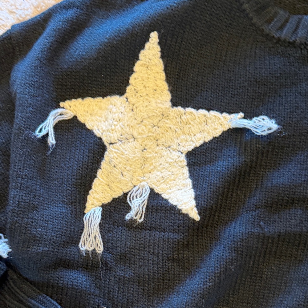 Fantastic Fawn Black and Cream Star Sweater NEW - Picture 5 of 7